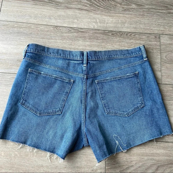 Gap Denim High Rise Distressed Button Fly Cut Off Shorts - Picture 5 of 11